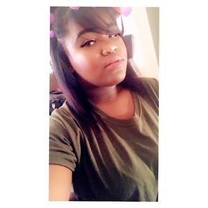 Meet your Posher, Imani